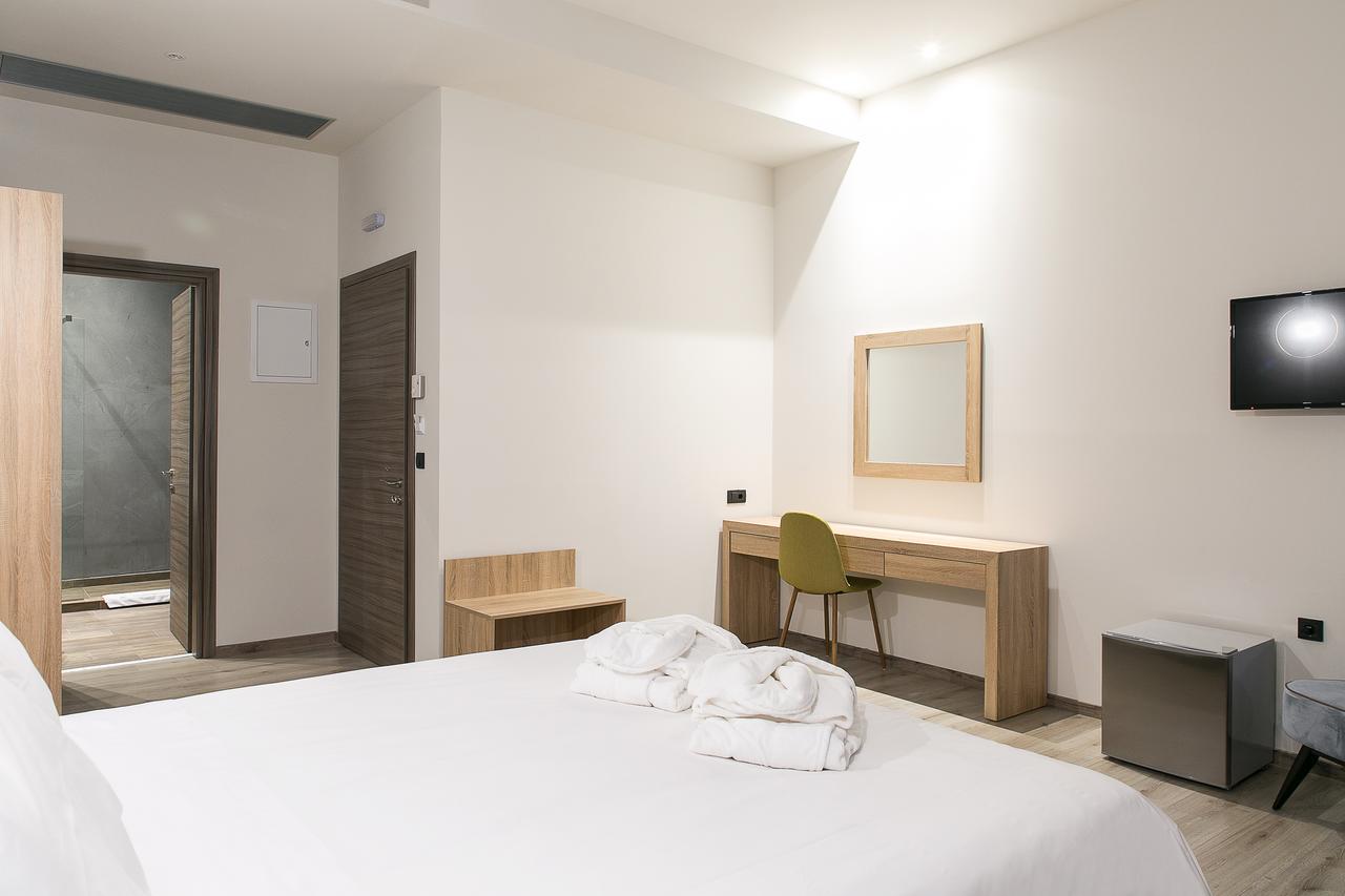 Superior One Boutique Hotel Thessaloniki Exterior photo